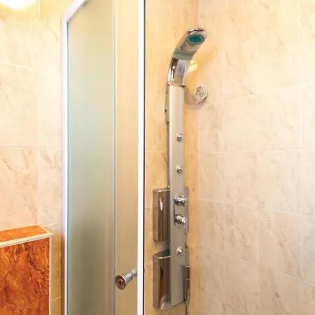 Apartament Amazing In With House Sea View *