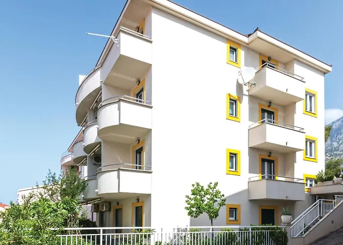 Amazing In With House Sea View Apartament