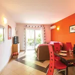 Apartament In With House Sea View *