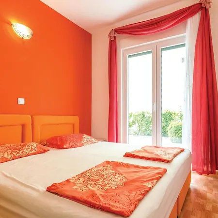 Apartment Amazing In With House Sea View *