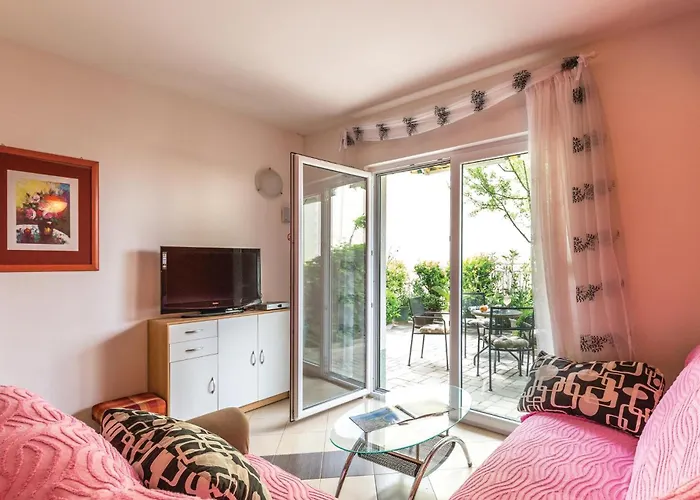 Amazing In With House Sea View *