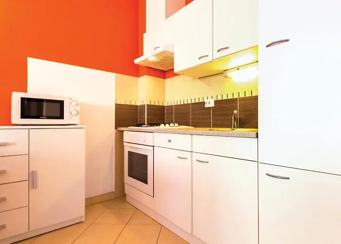 Amazing In With House Sea View Apartman Makarska