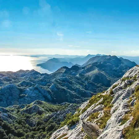 Amazing In With House Sea View マカルスカ